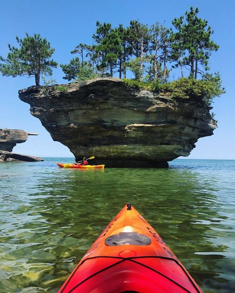 The best view of Turnip Rock is by kayak. Photo courtesy of camera_jesus Instagram - The Awesome Mitten Port Austin Michigan, Traveling Goals, Port Austin, Travel Michigan, Michigan State Parks, Michigan Adventures, Michigan Travel, Lake Huron, City Museum