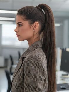 Casual Summer Hairstyles, Long High Ponytail, Hairstyle With Suit, Sleek High Ponytail, Hairstyles Sleek, Chic Ponytail, Hair Inspiration Long, Natural Gray Hair, Easy Summer Hairstyles