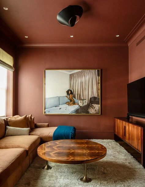 Rashid Johnson and Sheree Hovsepian Make a Home for Their Family, and Their Art - The New York Times Giancarlo Valle, Manhattan Townhouse, Thomas Houseago, Henry Taylor, Rashid Johnson, New York Townhouse, Upholstered Walls, Gramercy Park, The World Of Interiors