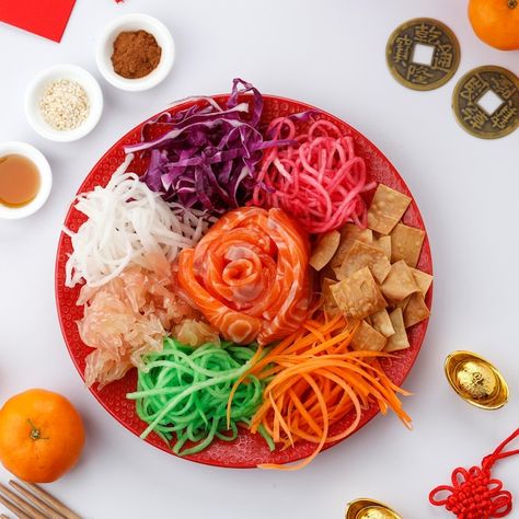 Yu sheng lo hei ye sang prosperity tost,... | Premium Photo #Freepik #photo #china-food #lunch #food-top-view #meal Yu Sheng, Raw Fish, China Food, Red Plates, Fish Salad, Food Lunch, Lunch Food, Polaroid Frame, Top View