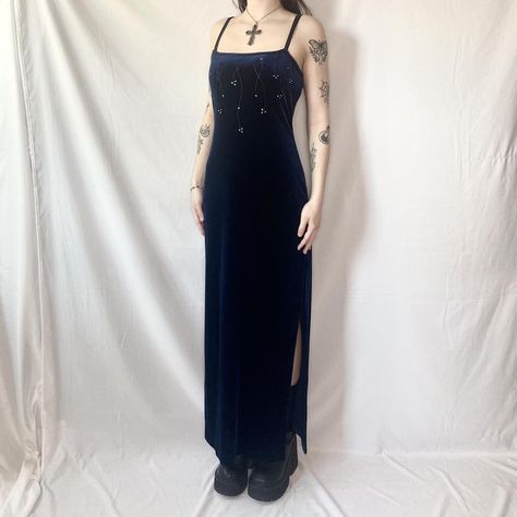 vintage romantic grunge velvet dress

vintage 90’s... - Depop 90s Velvet Maxi Dress, Dark Blue Maxi Dress, Cutesy Outfits, Blue Velvet Maxi Dress, Velvet Dresses Outfit, Navy Velvet Dress, Cutesy Outfit, Whimsical Goth, Romantic Grunge