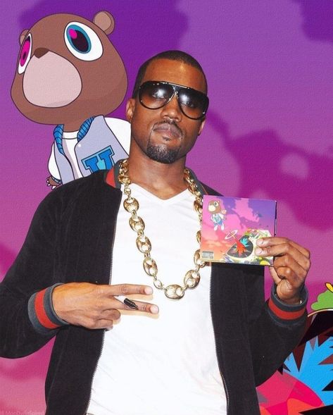 Kaney West, Kanye West Graduation Bear, Kanye West Photo, Funny Kanye, Kanye West Funny, Kanye West Wallpaper, Graduation Bear, Estilo Taylor Swift, Rap Aesthetic