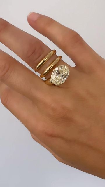 Arielle Ratner, Fancy Light, Cute Engagement Rings, Future Engagement Rings, Dope Jewelry, Dream Engagement Rings, Classy Jewelry, Jewelry Lookbook, Engagement Ring Cuts