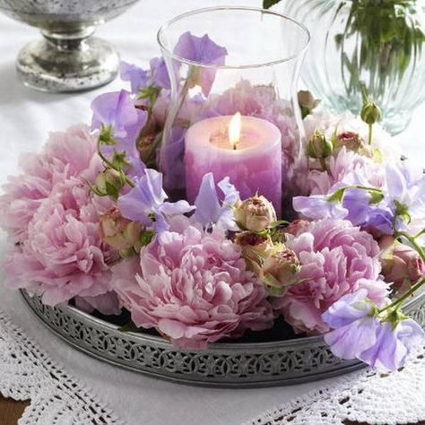 Candle centerpieces with peony flowers or roses look very romantic and tender Floral Candle Centerpieces, Peony Candle, Candle Arrangements, Romantic Candles, Floral Candle, Floral Arrangements Diy, Diy Centerpieces, Deco Floral, Candle Centerpieces