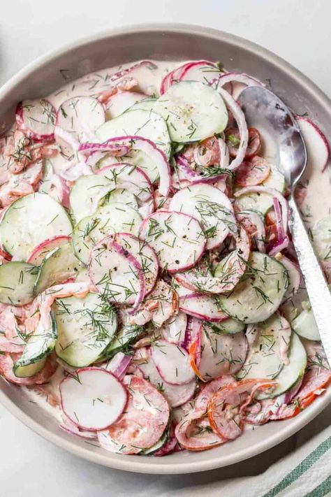 An easy cucumber and tomato salad recipe made with radishes and onions, mixed in a creamy homemade mayo dressing. Creamy Cucumber Radish Salad, Healthier Sides, Sour Cream Dressing, Beginner Baking Recipes, Dill Cucumber, Radish Cucumber, Mayo Dressing, Summertime Salads, Tomato Salad Recipes