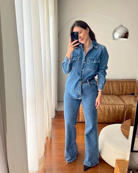 Look Todo Jeans, Look All Jeans, Jean Levis, Capsule Wardrobe Outfits, Daily Fashion Inspiration, All Jeans, Wardrobe Outfits, Minimal Chic, Fashion Mistakes