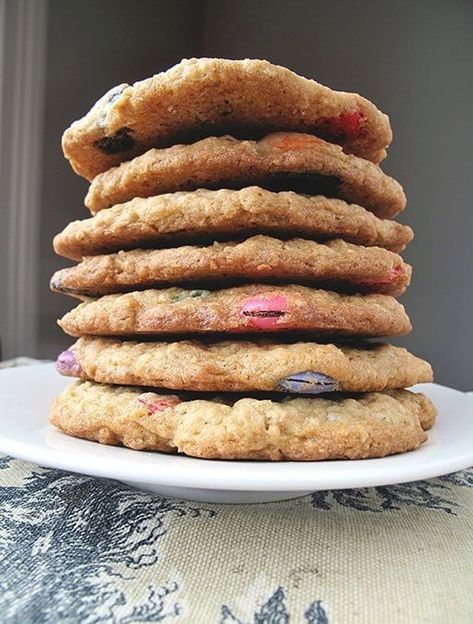 Smartie Cookies, Large Cookies, Xmas Cookie, Simple Baking, Cookie Crunch, Brownies Cookies, Baking Fun, Perfect Chocolate Chip Cookies, Delicious Cookies