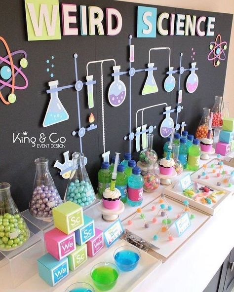 weird-science-juices-cake-pops-chemistry-jugs-filled-with-candy-theme-party-ideas Math Themed Party, Science Birthday Party Ideas, Scientist Birthday Party, Mad Scientist Birthday, Mad Science Party, Scientist Birthday, Science Birthday Party, Mad Scientist Party, Scientist Party