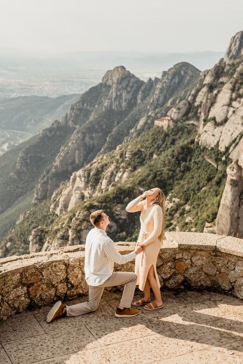 Best Marriage Proposal Montserrat Barcelona Travel Proposal Ideas, South Africa Proposal, Proposals In Italy, Marriage Proposals Beach, Scenic Proposal Ideas, Proposal In Europe, Destination Proposal Ideas, Low Key Proposal, Proposal With A View