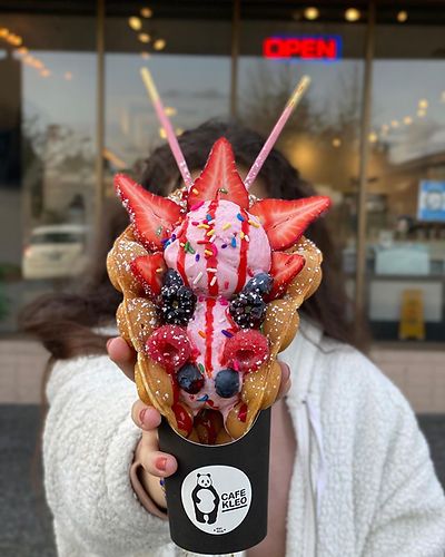 Cafe Kleo | Lynnwood Waffle Bubble, Crepe Cafe, Italian Sodas, Bubble Waffles, Fursona Ideas, Bakery Restaurant, Bubble Waffle, Ice Cream Recipe, Fall Baking