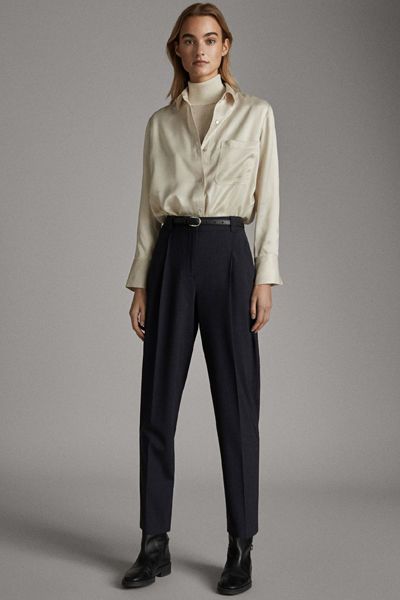 Masculine Women Fashion, Androgynous Fashion Women, Trousers Women Outfit, Androgynous Women, Androgynous Outfits, Massimo Dutti Women, Queer Fashion, Do's And Don'ts, Androgynous Fashion