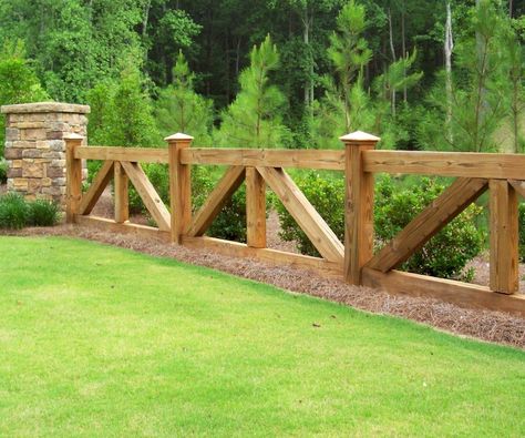 Oak Fence, Yard Privacy, Horse Fence, Diy Privacy Fence, Wood Fence Design, House Fence Design, Horse Fencing, Driveway Entrance, Diy Fence