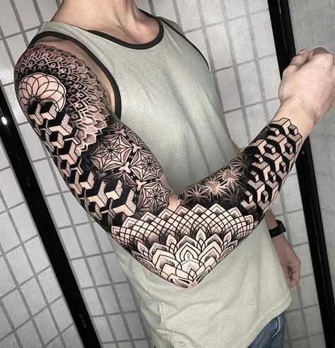 3D geometric sleeve by Raul Wesche, an artist based in Houston, Texas. Geometric Tattoo Sleeve Designs, Small Wave Tattoo, Mangas Tattoo, Tattoo 3d, Mandala Tattoo Sleeve, Tattoo Neck, Geometric Mandala Tattoo, Geometric Sleeve Tattoo, Geometric Tattoo Arm