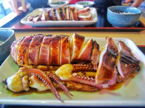 Cooking Rabbit, Soy Sauce Glaze, Squid Dishes, Squid Recipes, Grilled Squid, Street Food Market, Japanese Street Food, Grill Time, Food Street