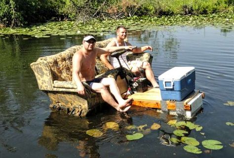 You can make these homemade boats yourself. Checkout all 25 homemade boat ideas. Fishing Boat Names, Parade Ideas, Boat Humor, Diy Boat, Boat Names, Funny Names, College Humor, Be Pretty, River Boat