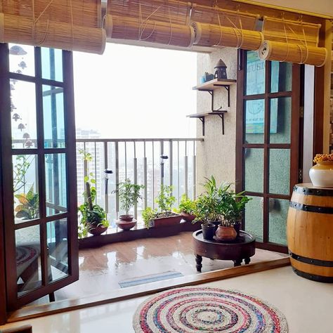 Mumbai Balcony Decor, Mumbai Balcony View, Indian Balcony Decor Ideas, Home Decor India, Indian Room, Indian Room Decor, Balcony Ideas Indian, Balcony Design, Gif Pictures