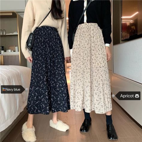 Long Skirts Winter, Long Skirt Outfits For Summer, Long Skirt Winter, Skirts Winter, Korean Skirt, Long Outfit, Skirt Streetwear, Long Skirt Fashion, Long Skirt Outfits