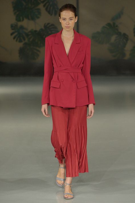 Barbara Casasola Barbara Casasola, 2015 Fashion, Spring Summer 2015, Summer 2015, London Fashion, London Fashion Week, Getting To Know, Collar Shirts, Peplum Dress