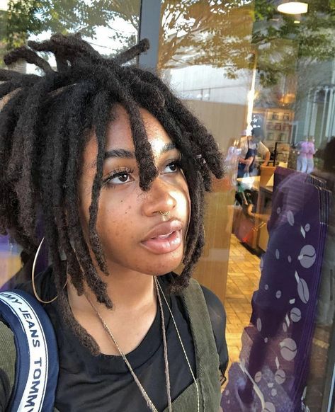 Woman With Dreadlocks, Dreads Black Women, Thick Dreads, Dreads Girl, Beautiful Dreadlocks, Short Locs Hairstyles, Dread Hairstyles, Dreadlock Hairstyles, Locs Hairstyles