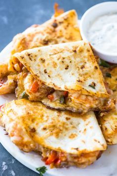 Quesadilla Ideas, Shrimp Tortilla, Shrimp Quesadilla, Quesadilla Recipe, Tortilla Recipe, Shrimp Recipes Easy, Quesadilla Recipes, Pescatarian Recipes, Savoury Recipes