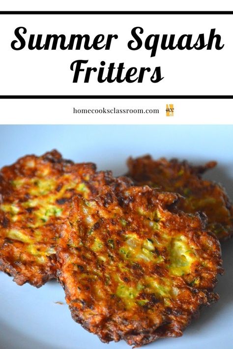 Summer Squash Fritters, Crookneck Squash Recipes, Squash Patties, Squash Fritters, Summer Squash Recipes, Yellow Squash Recipes, Recipe For Summer, Fritter Recipes, Summer Squash