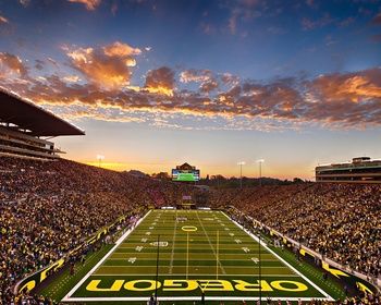 Autzen Stadium, Gladiator Arena, Oregon University, Marcus Mariota, Oregon Football, Win The Day, Duck Stuff, Fifa 16, Ducks Football