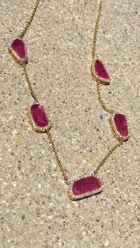 Unique Ruby diamond chain necklace Gross Weight 9 gms 18k Gold Diamond .74 carats Natural Cut heat treated Ruby 7 carats Beautiful Ruby Chain necklace with 5 Natural Cut Ruby Bezel set with diamonds around them. This necklace is great to wear by itself or layered. The Shape of Ruby Stonesz might be different. The Length and stones can be customized. You can order in Emerald, Tanzanite, Citrine, Amethyst or Topaz. Gold Jewelry Simple Necklace Unique, 10 Gms Gold Necklace, Jwellary Unique, Ruby Necklace Designs, Ruby Diamond Necklace, Ruby Jewelry Necklaces, Diamond Chains, Diamond Chain Necklace, Necklace Ruby