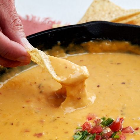 Dairy Free Queso Recipe, Danielle Walker Queso Dip, Non Dairy Queso Dip, Dairy Free Chili Cheese Dip, Lactose Free Queso Dip, Dairy Free Rotel Dip, Lactose Free Dip Recipes, Dairy Free Queso Dip, Lactose Free Dips