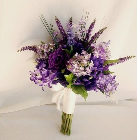 Purple Winter wedding colour,purple bouquet,purple winter wedding bouquet Lilac Wedding Flowers, Pastel Bridal Bouquet, Lavender Wedding Bouquet, Winter Wedding Color Palette, Small Wedding Bouquets, Calla Lily Bouquet Wedding, Bridal Bouquet Spring, Purple Bouquets, Peony Bouquet Wedding