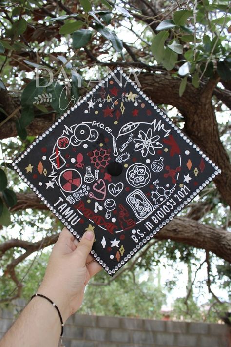 Biology Grad Cap, Biology Graduation Cap, Grad Cap Topper, Graduation Cap Ideas, Biology Major, Graduation Crafts, Cap Ideas, Graduation Cap Decoration, Cap Decorations