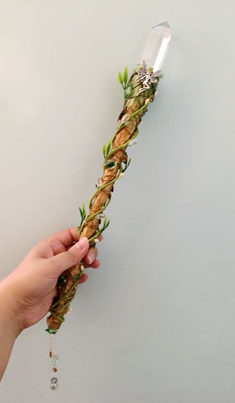 Wand making during blizzards ❄️ #snow #wands #fairy #fairywands #nature #magic #crafts #diy #crystal #quartz #leaves #faire #snowedin #handmade Wand Making, Wiccan Crafts, Witch Wand, Pagan Crafts, Diy Leaves, Diy Wand, Witchy Crafts, Portfolio Ideas, Fairy Wands