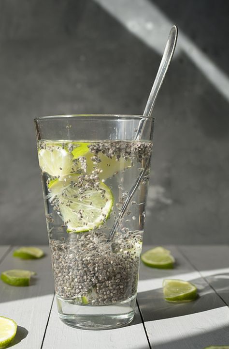 Chia Seed Lemon Water Chia Seed Water, Lemon Water Benefits, Water Benefits, Lemon Water, Improve Digestion, Natural Sweeteners, Healthy Glow, Chia Seeds, Stevia