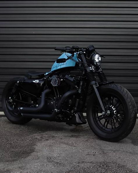 Harley Sportster 48, Sportster 883 Iron, Harley Davidson 48, Harley Davidson 883, Custom Bikes Cafe Racers, Hd Sportster, Мотоциклы Harley Davidson, Harley Davidson Sportster 883, Custom Motorcycles Bobber