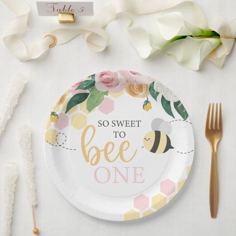 Sweet To Bee One, Bee Themed Birthday Party, Floral Paper Plates, Baby First Birthday Themes, Baby Birthday Party Theme, Birthday Party Plates, Bee Birthday Party, Bee Day, 1st Birthday Party Themes