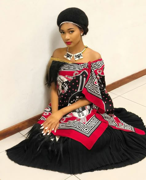 Siswati Traditional Attire Women, Swazi Traditional Attire Women, Swati Traditional Attire Women, Africa Photoshoot, Swazi Traditional Attire, Heritage Outfits, Zulu Traditional Attire, Native Outfits, South African Traditional Dresses