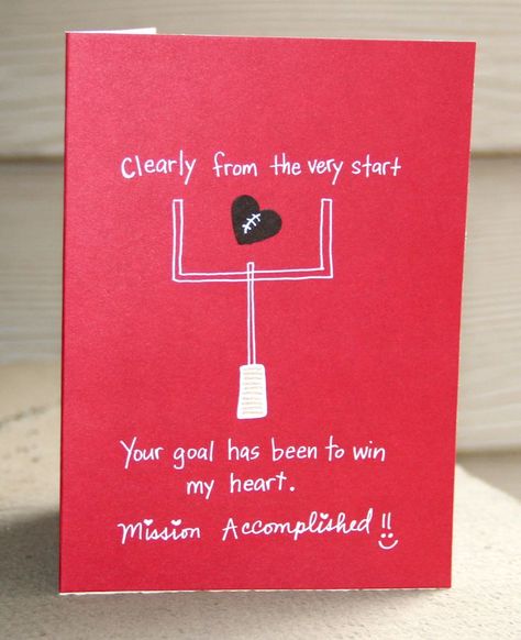 anniversary card football Gifts For Boyfriend Football, Football Boyfriend Gifts, Football Valentines, Birthday Present For Boyfriend, Football Girlfriend, Boyfriend Ideas, Valentines Gift Bags, Football Boyfriend, Bf Gifts