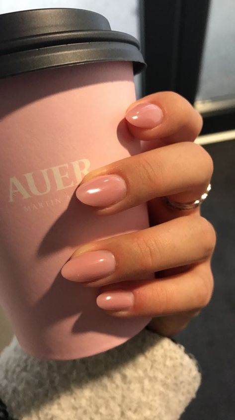 Chic Manicure, Almond Shape Nails, Her Nails, Ombre Nail Designs, Popular Nails, Nature Tattoos, Beauty Nail, Short Acrylic Nails, Nail Arts