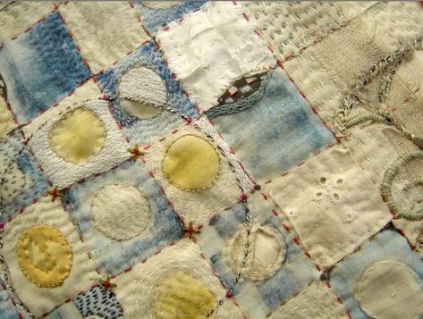 Time creates patterns Spirit Cloth, Quilt Modernen, Crazy Patchwork, Japanese Sewing, Fibre And Fabric, Fabric Journals, Textile Fiber Art, Stitch Art, Slow Stitching