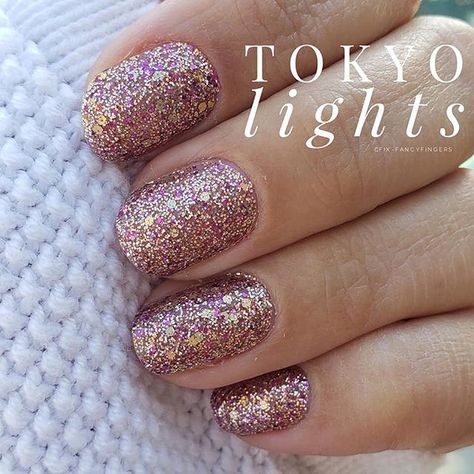 Color Street Tokyo Lights, Turtle Nails, Regular Nail Polish, Street Accessories, Street Makeup, Light Nails, Damaged Nails, Dry Nail Polish, Street Nails