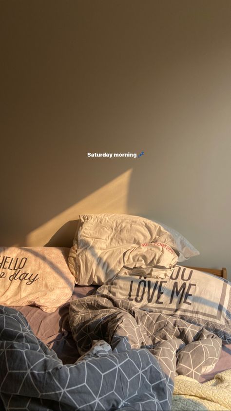 Saturday Self Care, Bedding Aesthetic, Aesthetic Morning Routine, Aesthetic Instagram Stories, Self Care Aesthetic, Aesthetic Morning, Morning Aesthetic, Aesthetic Interior, Lazy Morning