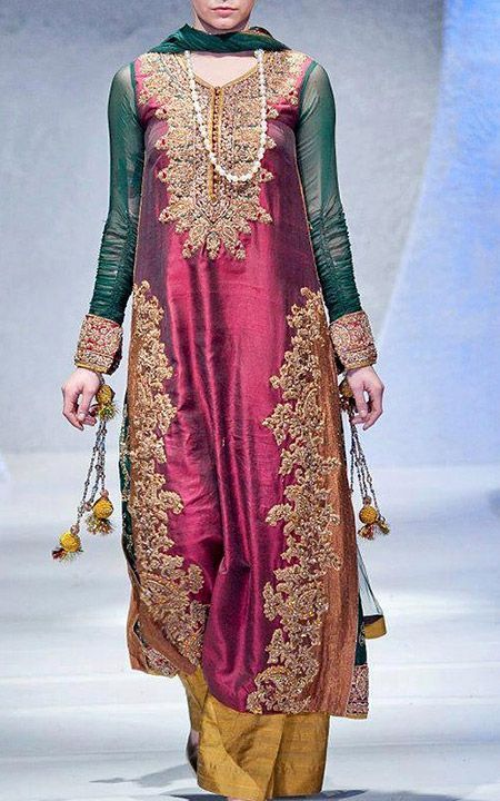 Pakistani party wear dresses online Pakistani Party Wear Dresses, Pakistani Formal Dresses, Pakistani Party Wear, Velvet Dress Designs, Pakistani Wedding Outfits, Pakistani Fashion Party Wear, Pakistan Fashion, Party Clothes, Designer Party Wear Dresses