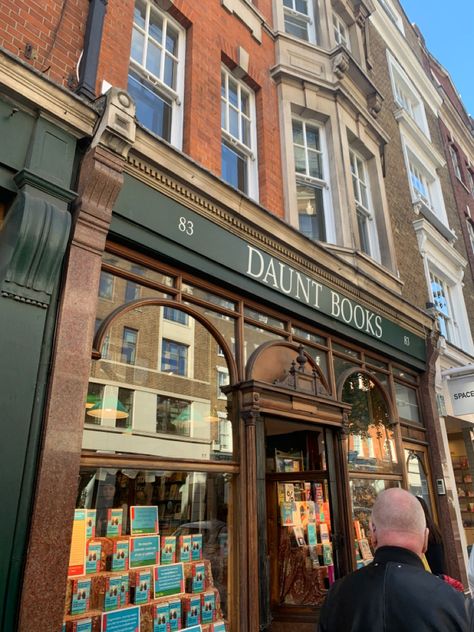 Daunt Books, Future Aesthetic, Spooky Szn, Travel Goals, Bookstore, Street View, London, France, Reading