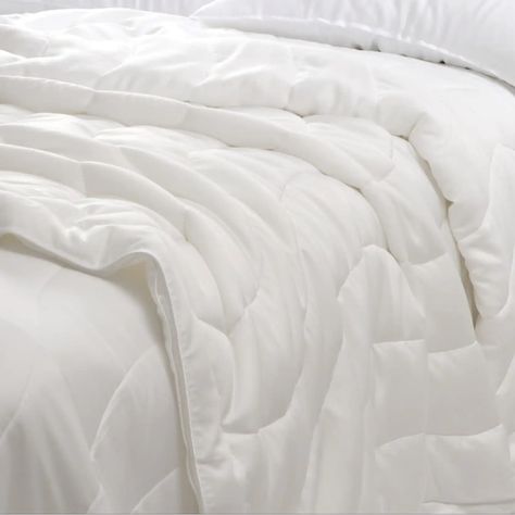 Buffy Breeze King Comforter New With Tags In Package Pack Was Opened For Pictures And Confirmation Of What Was Inside $299 In Website Performance Temperature Regulation Meets Exceptional Softness. From Website- Description Temperature-Regulating Comforter Constructed Using Plant-Based Materials (Instead Of Traditional Polyester Or Animal Feathers). Weight, Loft And Fabric Engineered For Warm Sleepers Or Climates. Cover And Fill Made From Tencel Lyocell. Tencel Fabric Absorbs Moisture More Effici Summer Duvet, Comforter Sets Boho, Twin Xl Comforter, Twin Comforter, Soft Comforter, Down Comforter, Queen Comforter Sets, Sleeping Through The Night, Print Comforter