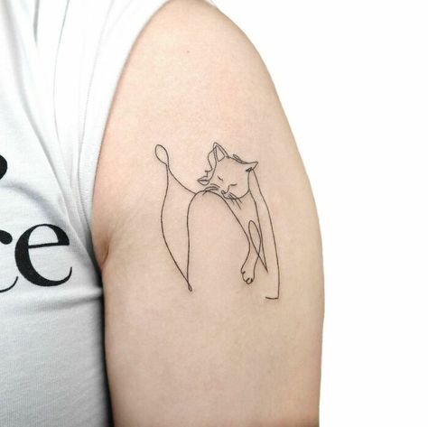 Line Woman Tattoo, Single Line Woman, Cat Tattoo Simple, One Line Tattoo, Cute Simple Tattoos, Single Line Tattoo, Woman Tattoo, 4 Tattoo, Cat Tattoo Designs