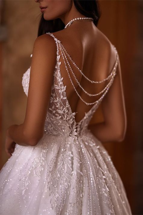 Wedding Dress Glam, Fairytale Wedding Dress, Fairy Tale Wedding Dress, Pretty Wedding Dresses, Cute Wedding Dress, Dream Wedding Ideas Dresses, A Wedding Dress, Wedding Dresses Romantic, Wedding Dresses Unique