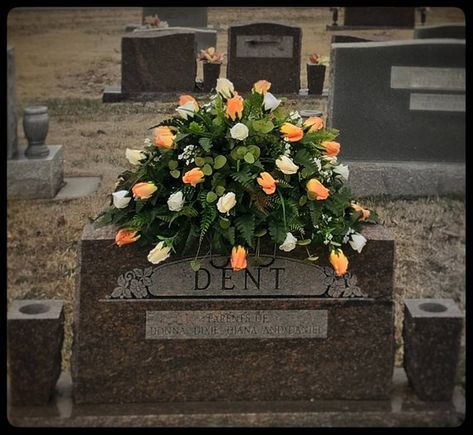 Cemetery Flower Arrangements, Grave Saddles, Peach Colored Roses, Biker Halloween, Flowers For Decoration, Colored Roses, Grave Flowers, Cemetery Headstones, Casket Sprays