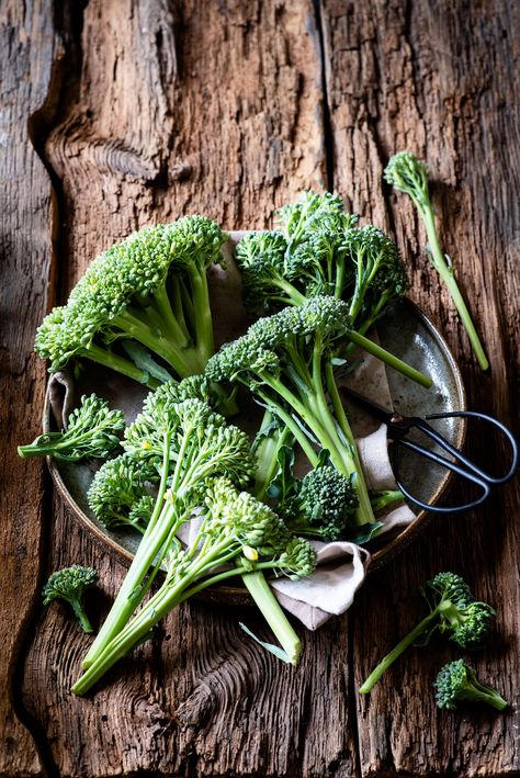 Broccoli s | Anna Verdina (Karnova) | Flickr Broccoli Photography, Broccoli Sprouts, Sprouts, Broccoli, Herbs, Social Media, Media, Plants, Green