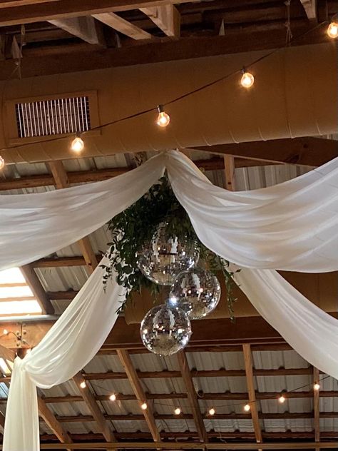 Disco Ball Floral Chandelier, Holiday Chandelier Ideas, Event Ceiling Design, Disco Ball Ceiling Decor, Wedding Disco Ball Decor, Disco Valentine, Disco Ball Chandelier, Disco Ball Ceiling, Disco Ball Wedding Decor