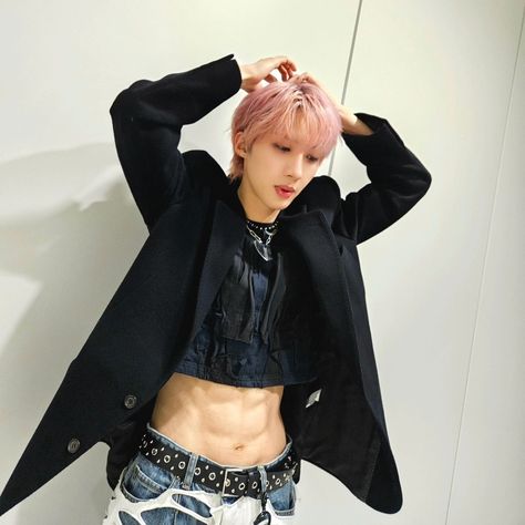 Hui Pentagon, Kpop Moments, Asian Actors, Instagram Update, In This Moment, Instagram