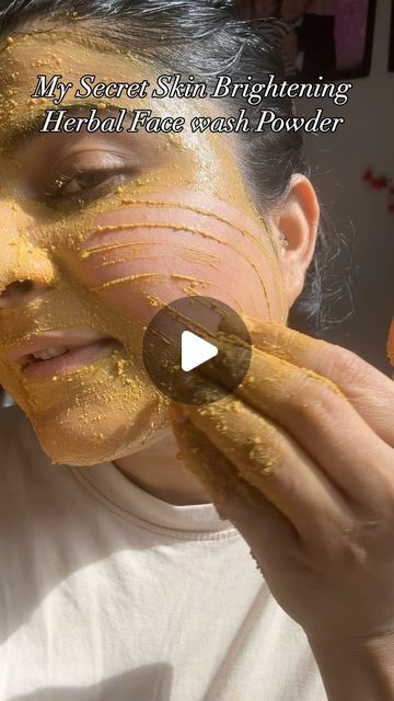 Diy Herbal Skin Care, Homemade Beauty Tips For Face, Get Fair Skin, Herbal Face Wash, Manpreet Kaur, Best Face Cream, Homemade Face Wash, Diy Face Wash, Tomato Face